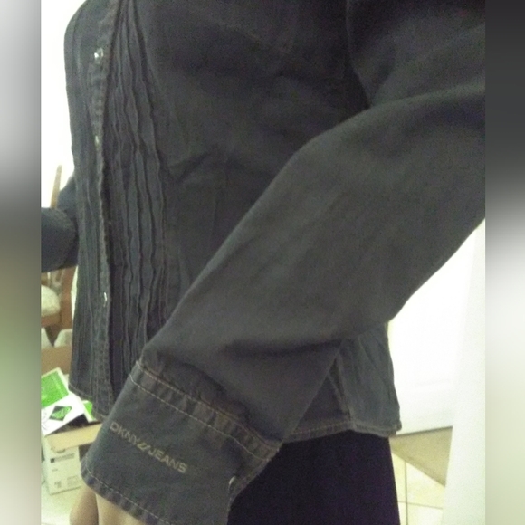 BNWOT DKNY LADIES DARK BLUE W/ BLACK BUTTONS/ WESTERN LOOK SZ. 10/M - Picture 2 of 7